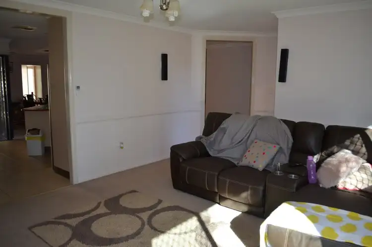Sixth view of Homely house listing, 28 Park Avenue, Emerald QLD 4720