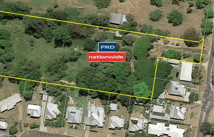 34 North Station Road, North Booval QLD 4304