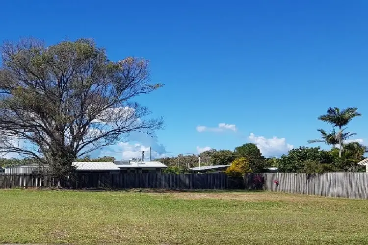 26 Merlin Drive, Urangan QLD 4655