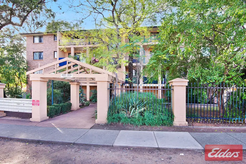 Main view of Homely unit listing, 13/227-231 Targo Road, Girraween NSW 2145