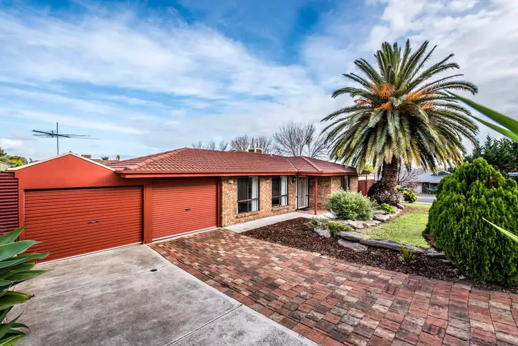2 Fisher Avenue, Trott Park SA 5158