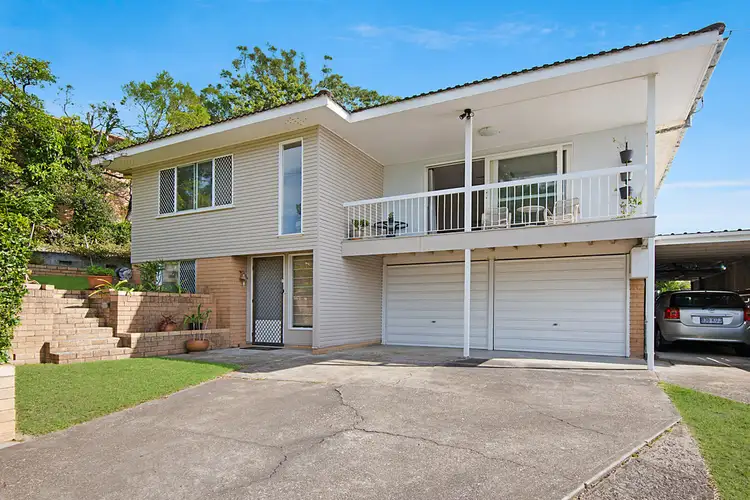 22 BURCHELL STREET, Carina QLD 4152