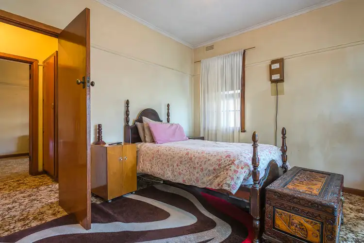 Sixth view of Homely house listing, 33 Anslow Street, Woodend VIC 3442