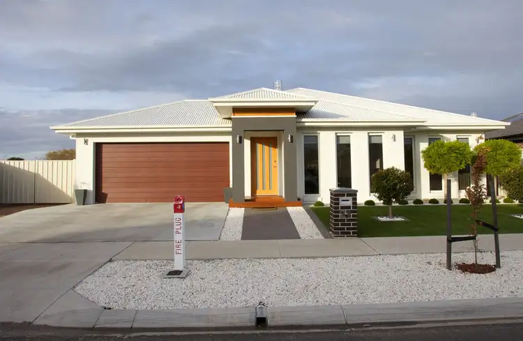 Main view of Homely house listing, 21 Evans Way, Horsham VIC 3400