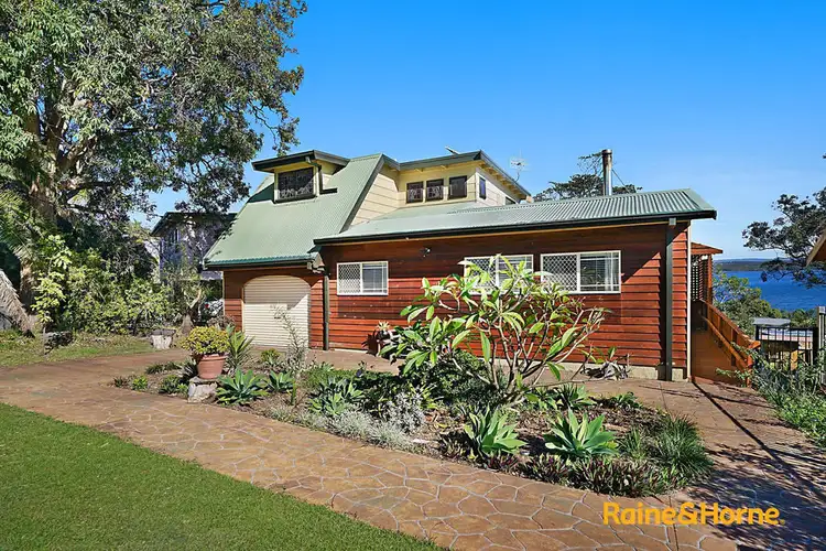 112 Terence Avenue, Lake Munmorah NSW 2259