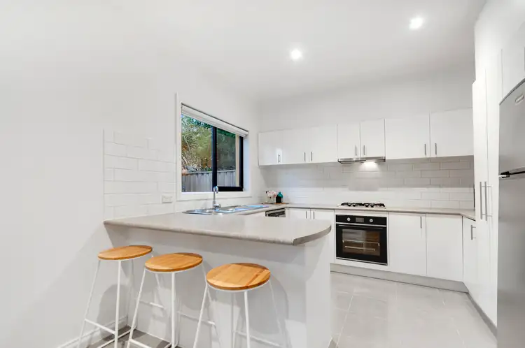 Second view of Homely townhouse listing, 2/276 Nepean Highway, Seaford VIC 3198