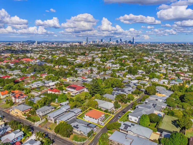 29 Robe Street, Newmarket QLD 4051