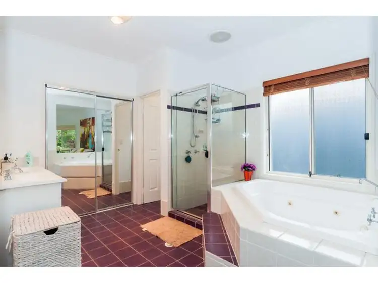 Third view of Homely house listing, 16 Leeds Close, Arundel QLD 4214