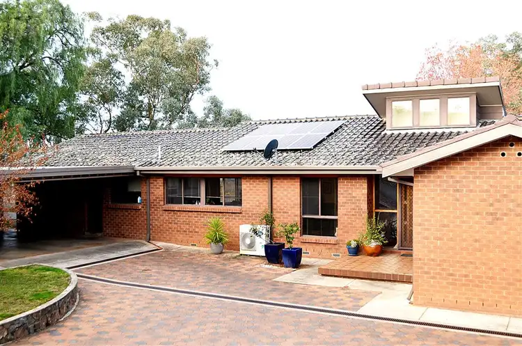 66 Carey Street, Tumut NSW 2720
