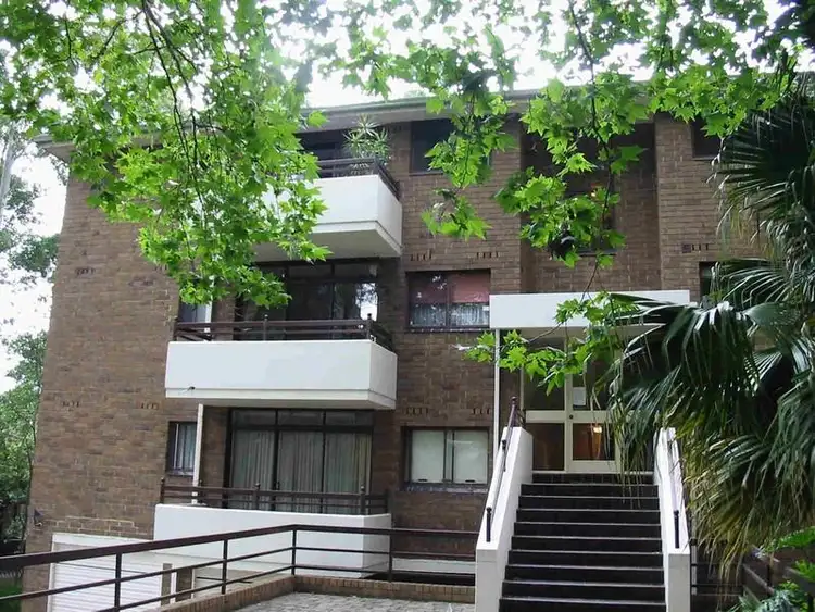 30/882 Pacific Highway