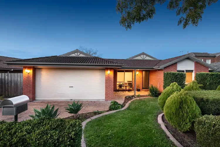 26 Jarryd Crescent, Berwick VIC 3806