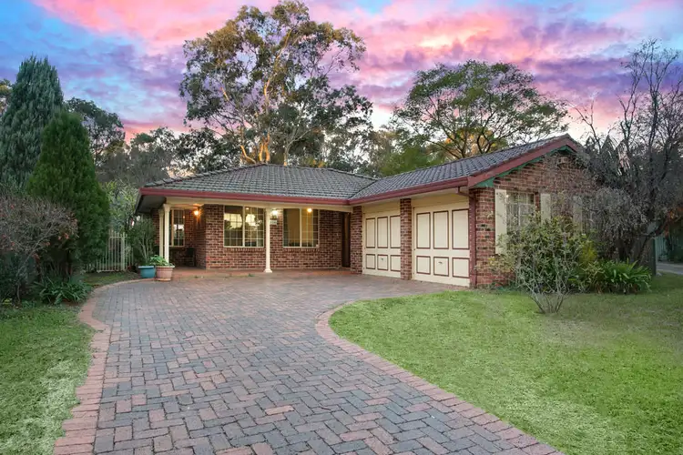 16 Magpie Place, Ingleburn NSW 2565