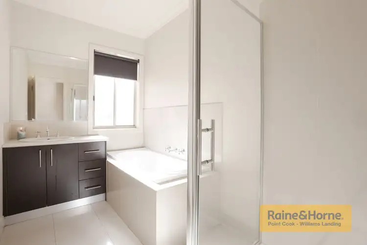 Seventh view of Homely house listing, 2/11 FETLOCK DRIVE, Truganina VIC 3029