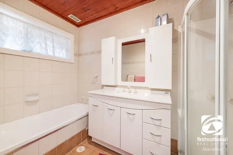 Fifth view of Homely house listing, 2 Mundowy Place, Bradbury NSW 2560