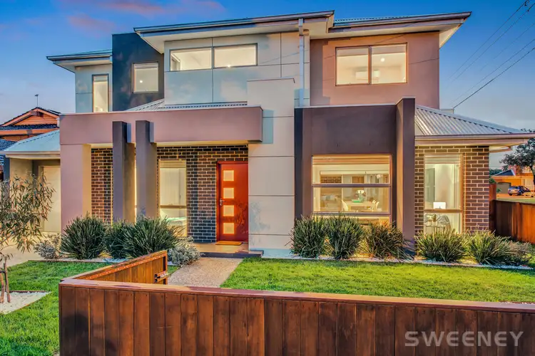 33 Somers Parade, Altona VIC 3018