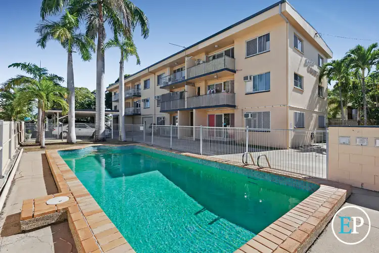 2/11 Vaughn Street, West End QLD 4810