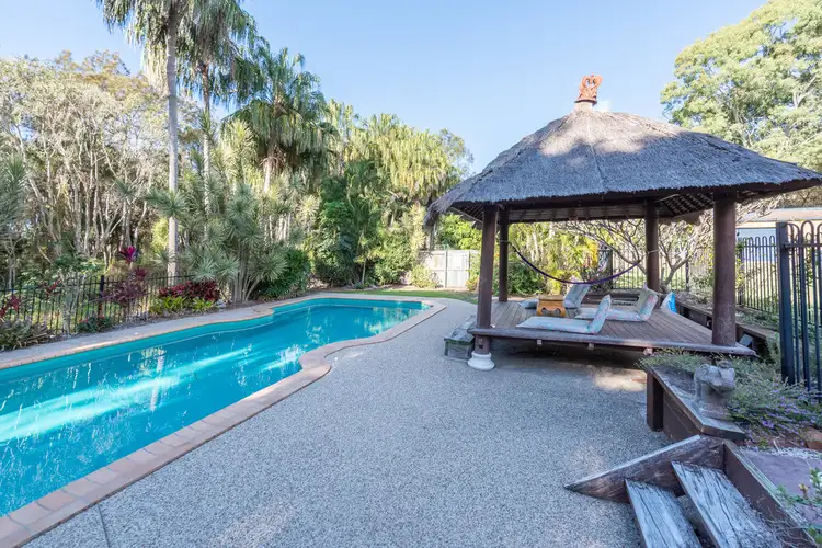 1 Woodlands Lane, Moore Park Beach QLD 4670