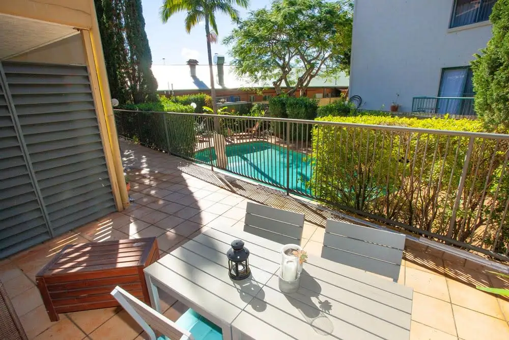 Main view of Homely unit listing, 4/21-23 Markeri Street, Mermaid Beach QLD 4218
