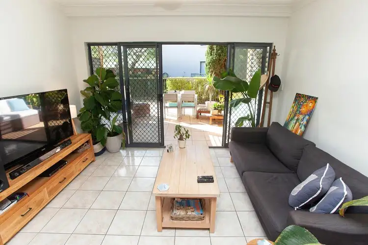 Sixth view of Homely unit listing, 4/21-23 Markeri Street, Mermaid Beach QLD 4218