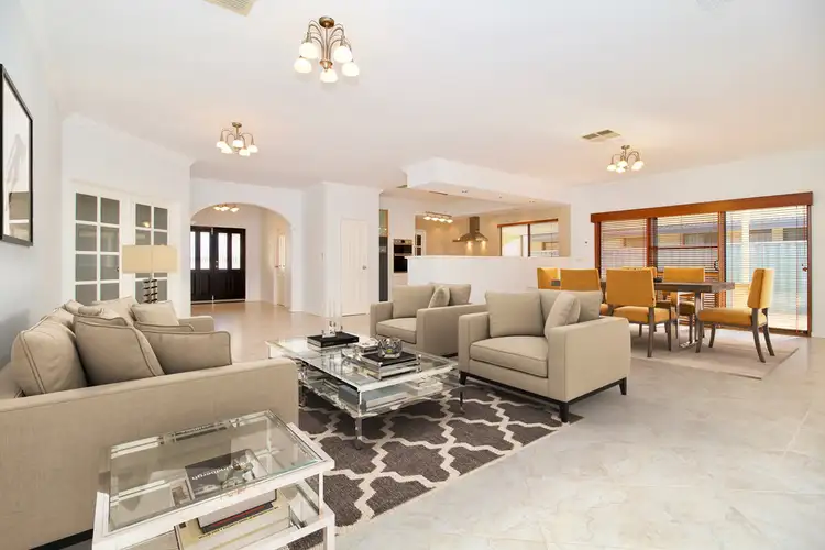209 Grand Ocean Boulevard, Port Kennedy WA 6172