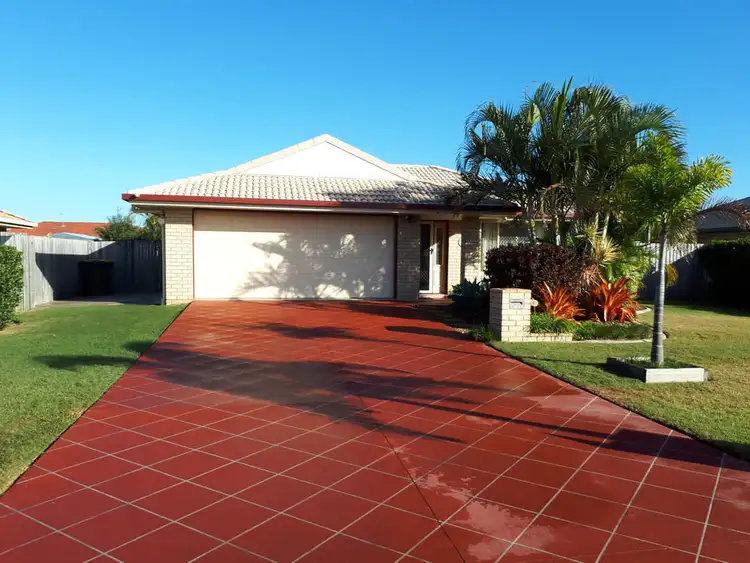 83 North Street, Point Vernon QLD 4655