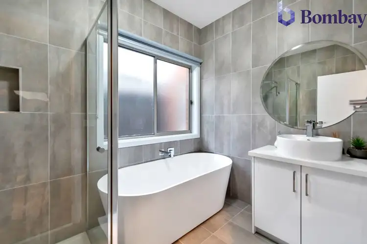 Fifth view of Homely house listing, 27 Streamside Drive, Craigieburn VIC 3064