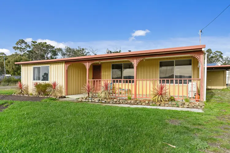 37 Skeggs Avenue, White Beach TAS 7184