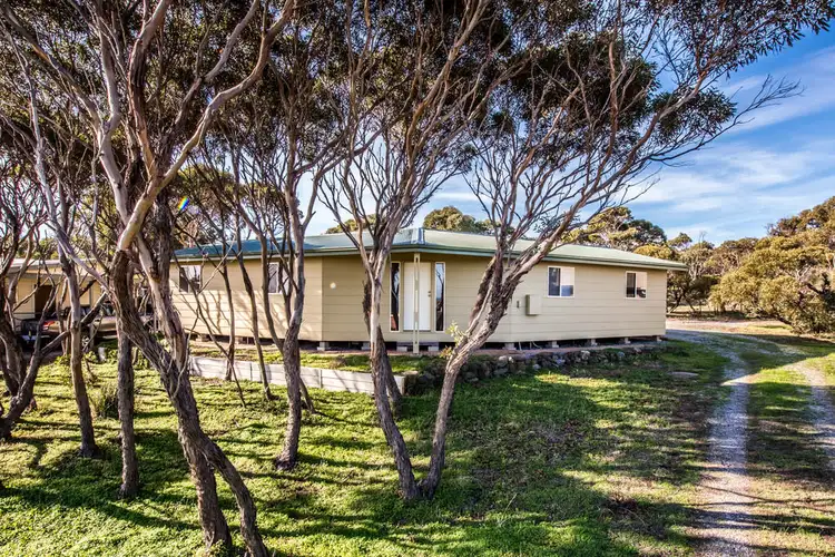 15 Para Avenue, Cape Jervis SA 5204