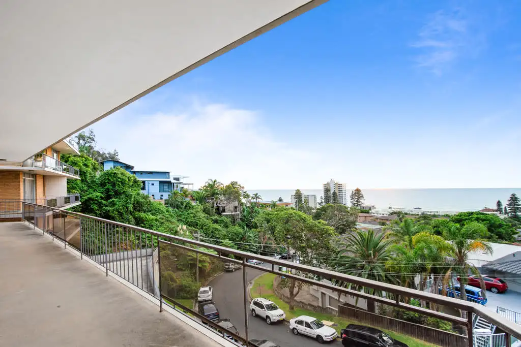 Main view of Homely apartment listing, 2/14 Graylind Close, Collaroy NSW 2097