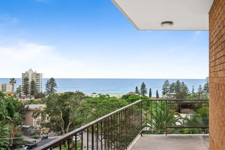 Fifth view of Homely apartment listing, 2/14 Graylind Close, Collaroy NSW 2097
