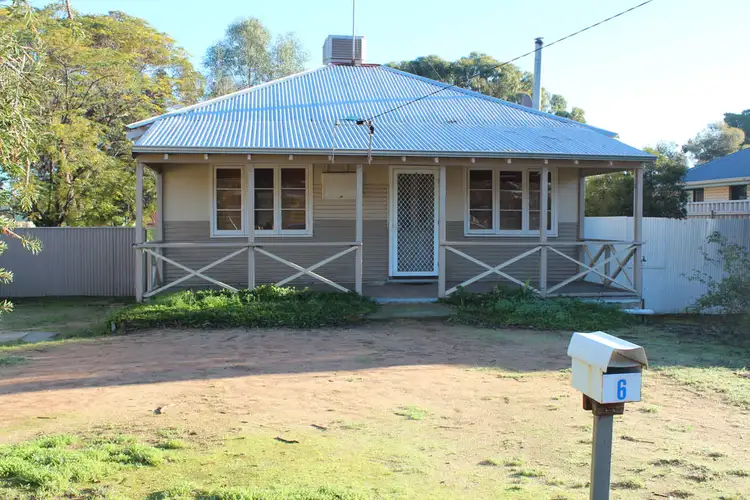 6 Cox St, Northam WA 6401