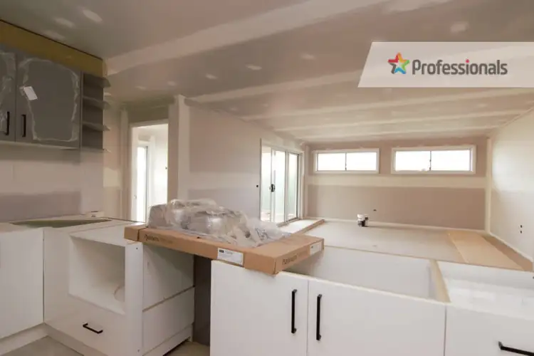 Third view of Homely house listing, 6 Fraser Drive, Eglinton NSW 2795