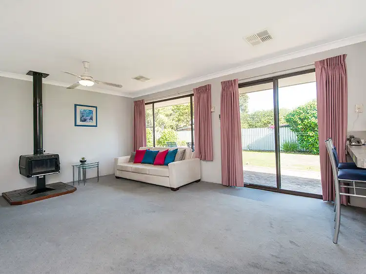 Sixth view of Homely house listing, 4 Dirk Place, Willetton WA 6155