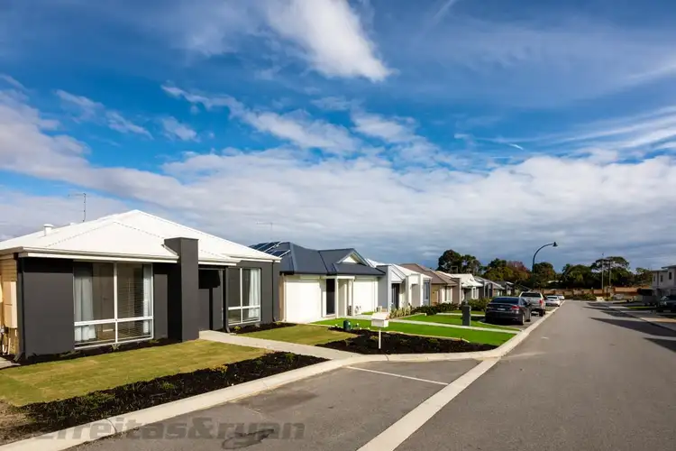 23 Laila Turn, Madeley WA 6065
