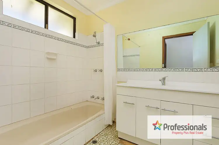 Sixth view of Homely house listing, 30 Darian Drive, Willetton WA 6155