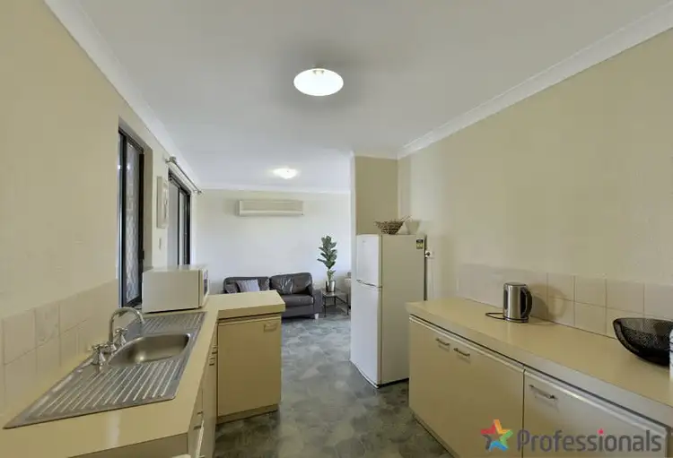 Seventh view of Homely house listing, 20 Fletcher Way, Mandurah WA 6210