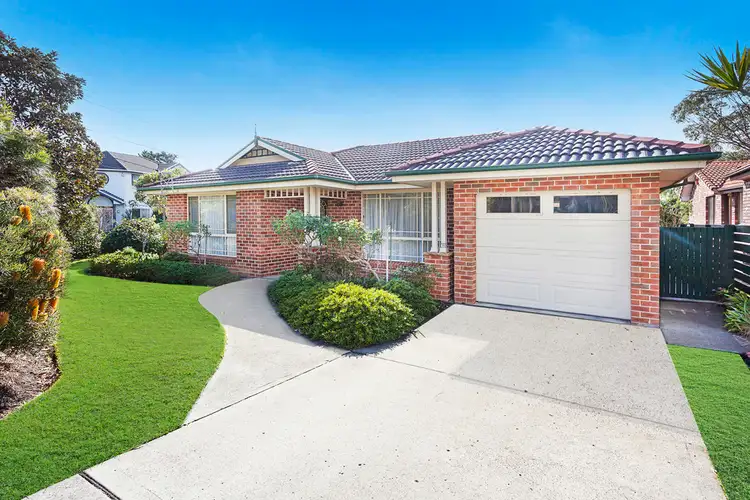11 MOONA AVENUE, Kiama Downs NSW 2533