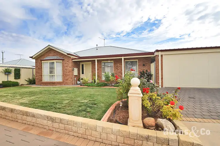 2/1 Hoyts Drive, Mildura VIC 3500