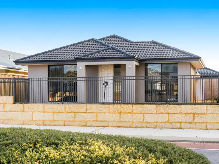32 Kardan Boulevard, Byford WA 6122