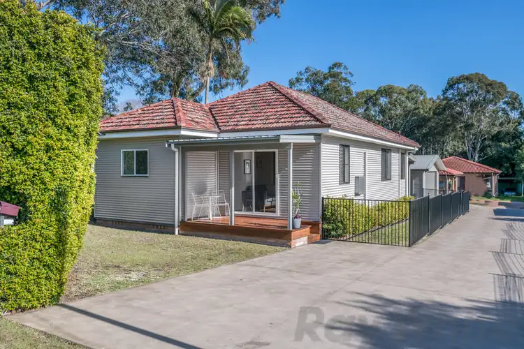 13A Anzac Parade, Toronto NSW 2283