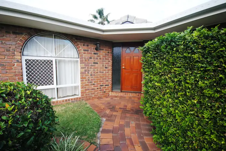 10 SPICA DRIVE, Tanah Merah QLD 4128