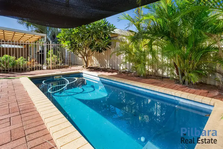 8 Armstrong Drive, Baynton WA 6714