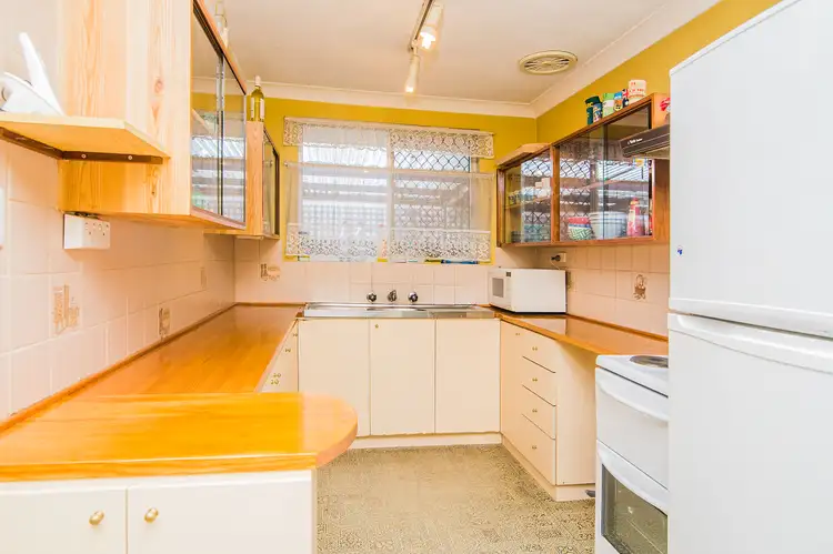 Sixth view of Homely house listing, 9 Sherbourne way, Armadale WA 6112