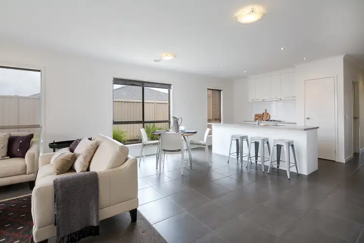 40 Clovedale Avenue, Alfredton VIC 3350