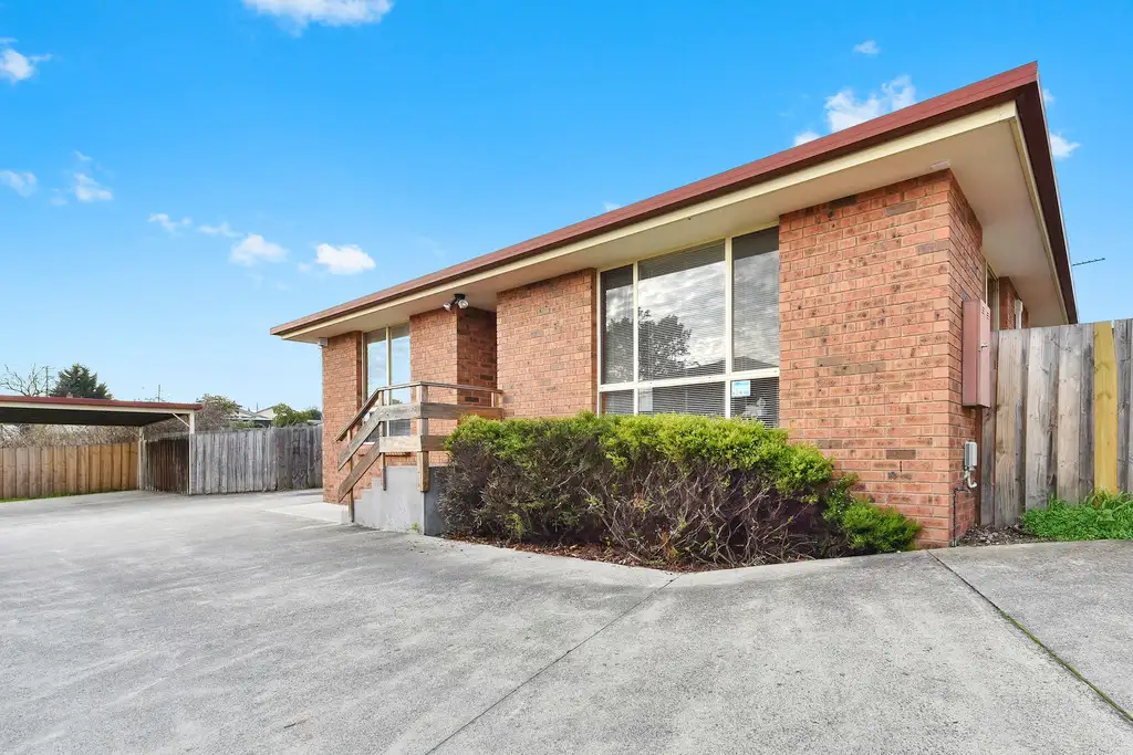 Main view of Homely unit listing, 2/4 Flinders Place, Mayfield TAS 7248