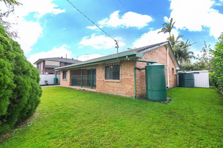 Fourth view of Homely house listing, 4 BOXTON COURT, Mount Warren Park QLD 4207