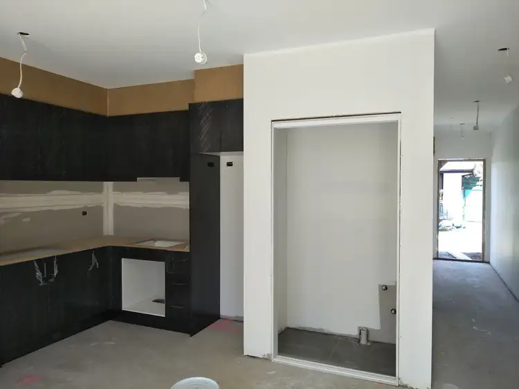 Main view of Homely unit listing, 2/12 Cumberland Crescent, Thomastown VIC 3074