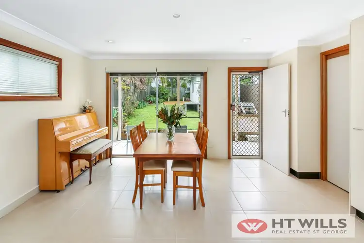 214 Gloucester Road, Hurstville NSW 2220