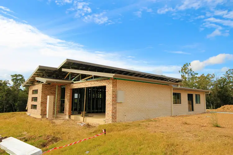 52 Woodland Drive, Southside QLD 4570