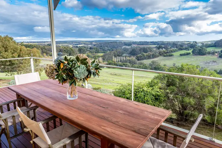72 Nukklgup Loop, Yallingup WA 6282